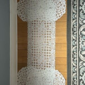 Vintage White Lace Doilies